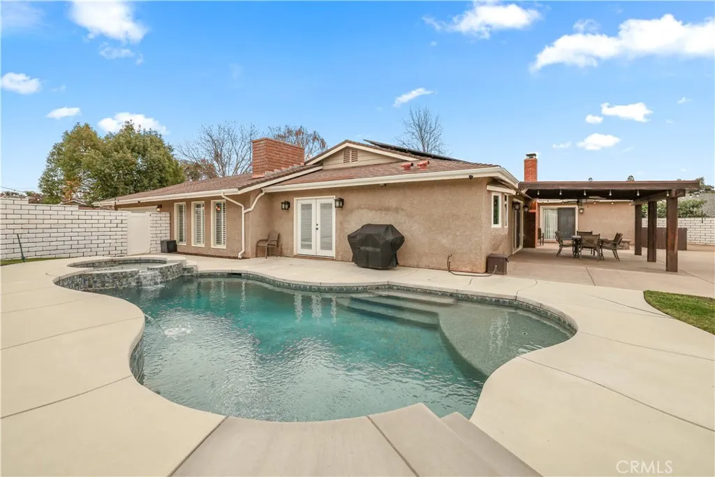 366 Smoke Ridge, Calimesa, California 92320 home-pic-16
