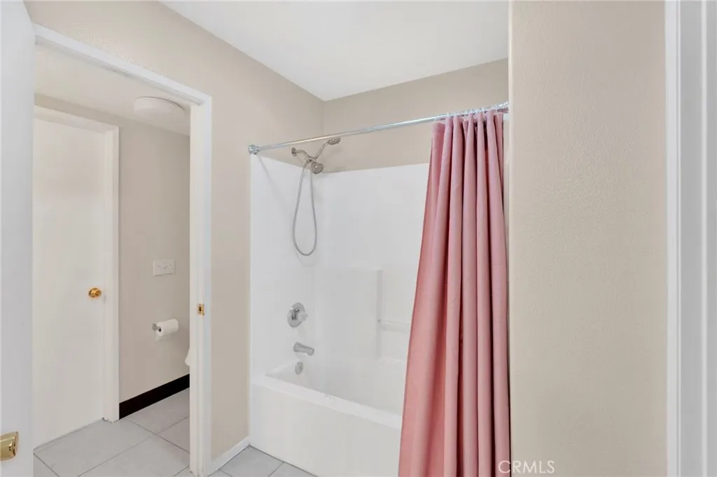 14106 Gray, Victorville, California 92394 home-pic-20