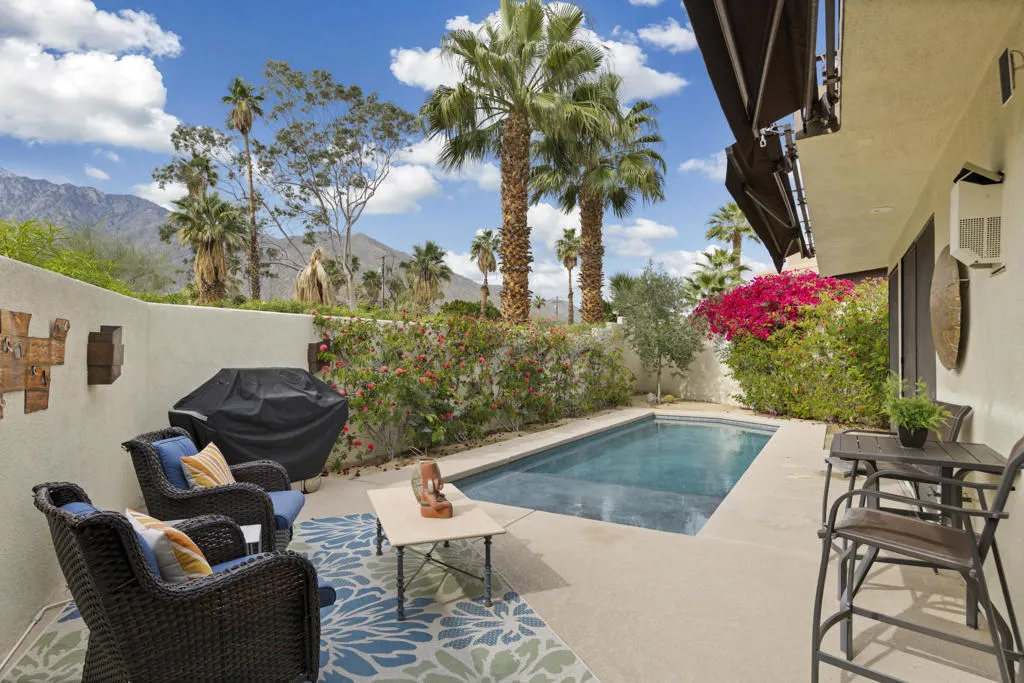 2786 N Junipero Avenue, Palm Springs, California 92262 home-pic-3