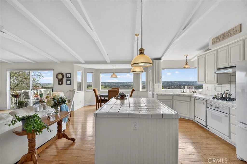 11200 Santa Ana Road, Atascadero, California 93422 home-pic-14