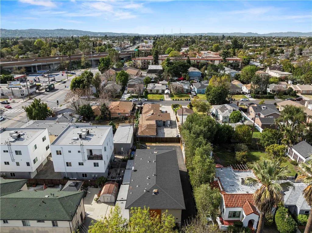 5619 Irvine Avenue, North Hollywood, California 91601 home-pic-16