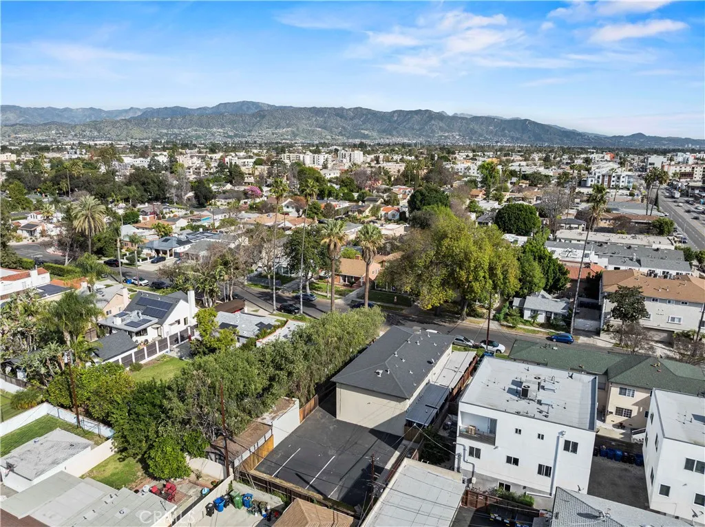 5619 Irvine Avenue, North Hollywood, California 91601 home-pic-17