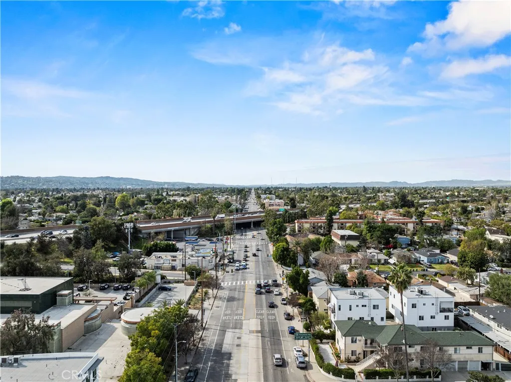 5619 Irvine Avenue, North Hollywood, California 91601 home-pic-21