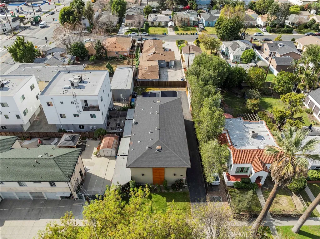 5619 Irvine Avenue, North Hollywood, California 91601 home-pic-1