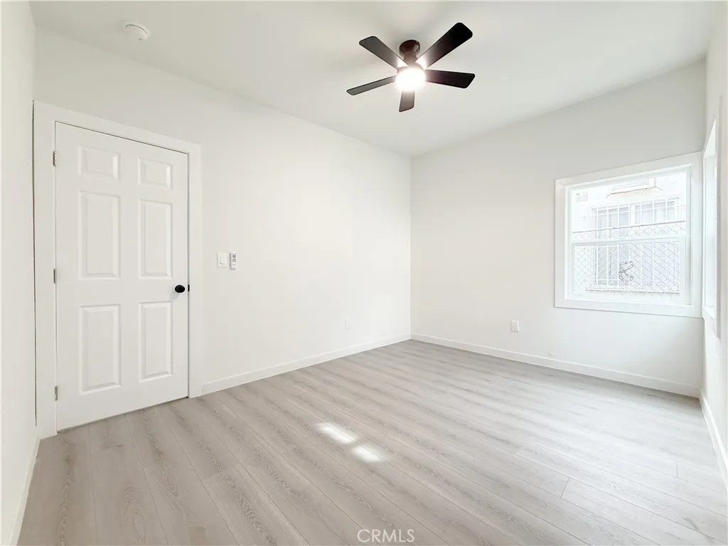1485 W 154th Street, Compton, California 90220 home-pic-14