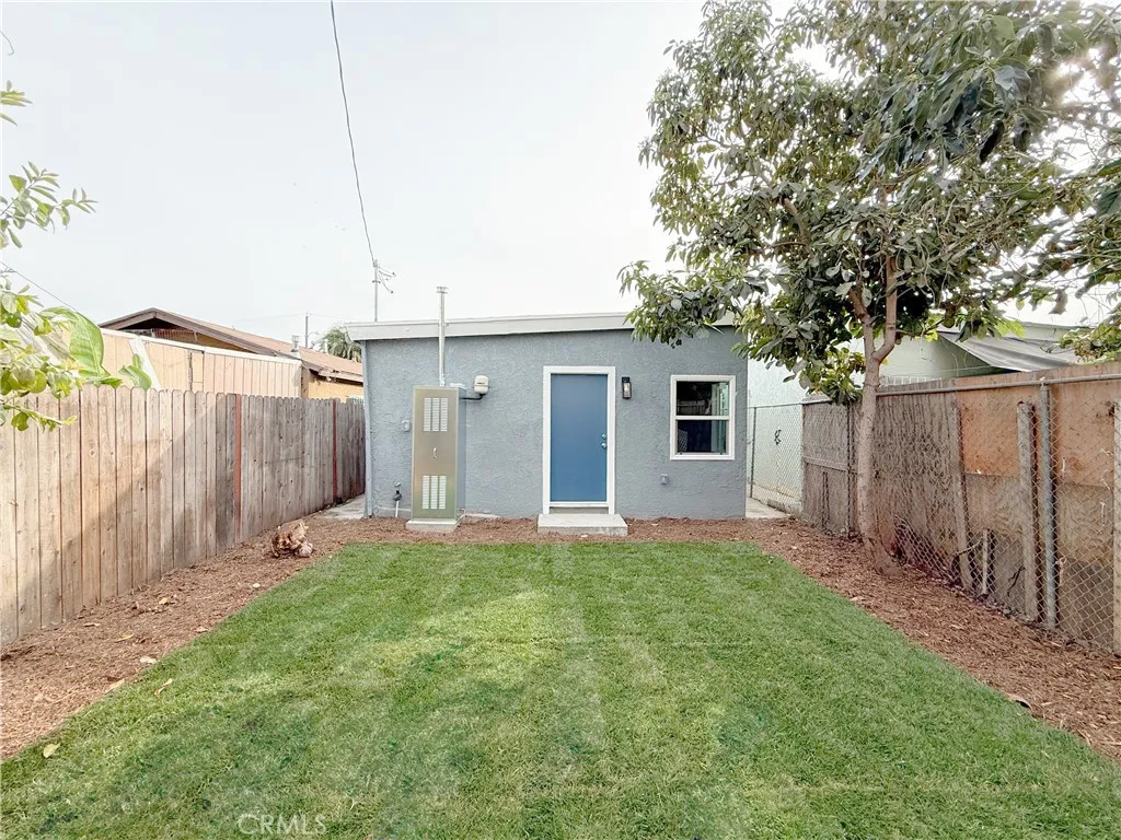 1485 W 154th Street, Compton, California 90220 home-pic-18