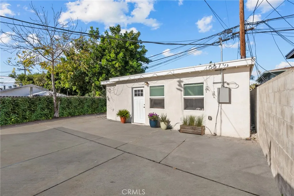 687 E 49th, Vernon, California 90011 home-pic-7