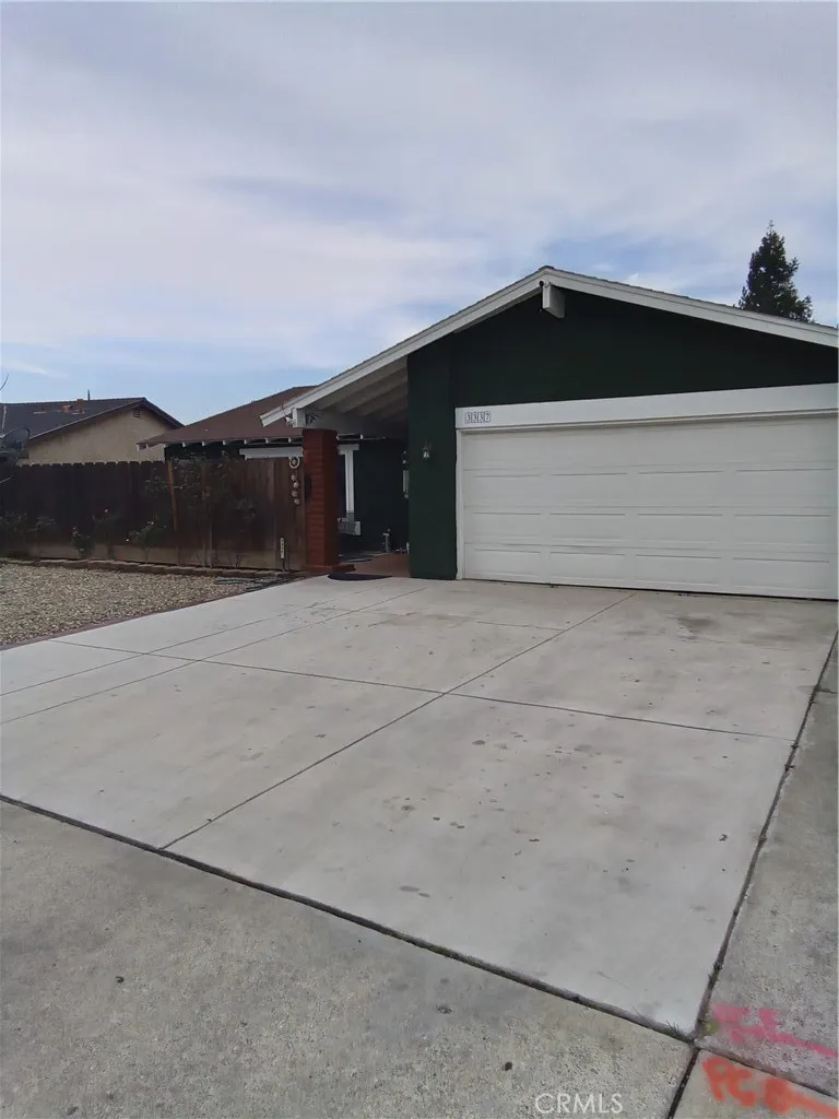 3337 Stacey Court, Atwater, California 95301 home-pic-1