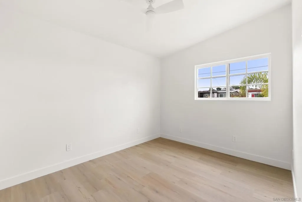 4216 Posey Pl, San Diego, California 92105 home-pic-27