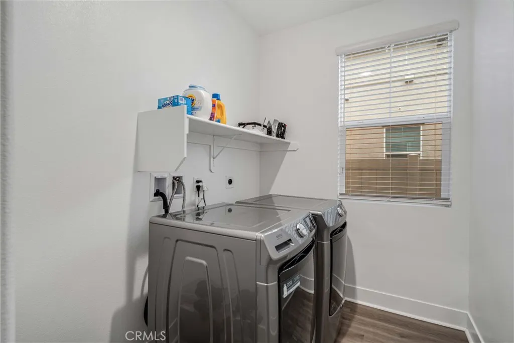 8812 W Dale Drive, Lancaster, California 93536 home-pic-37
