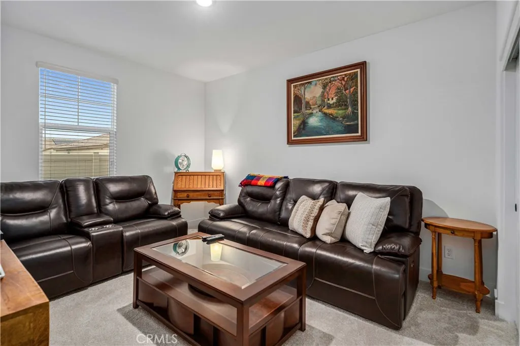 8812 W Dale Drive, Lancaster, California 93536 home-pic-35