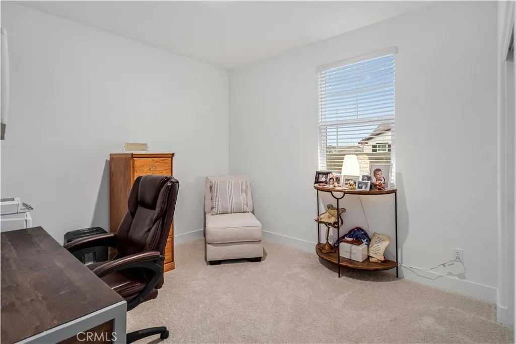 8812 W Dale Drive, Lancaster, California 93536 home-pic-34