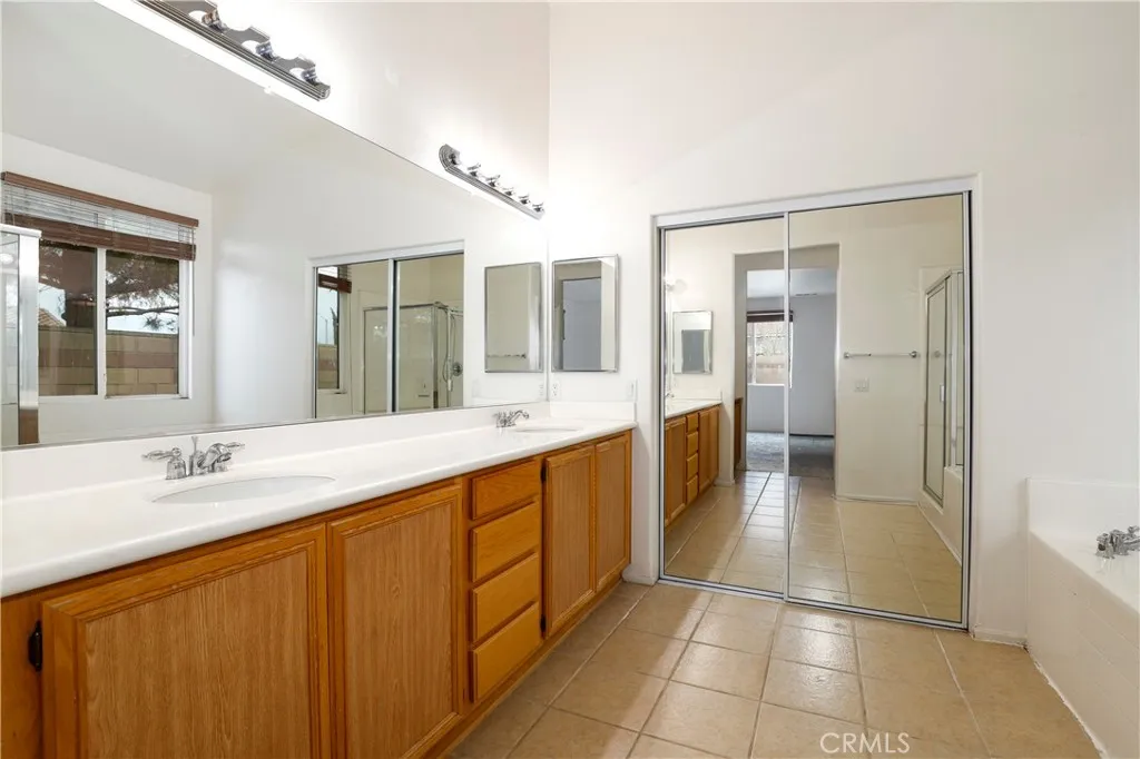 1820 Hideaway Place, Palmdale, California 93551 home-pic-16