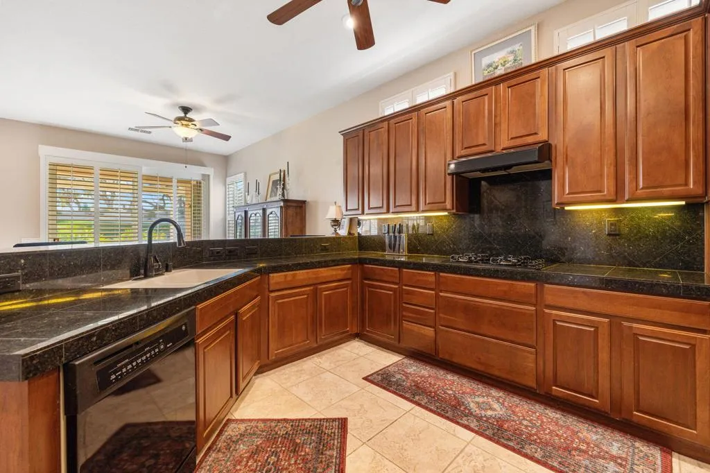 38-web-or-mls-2H8A4174