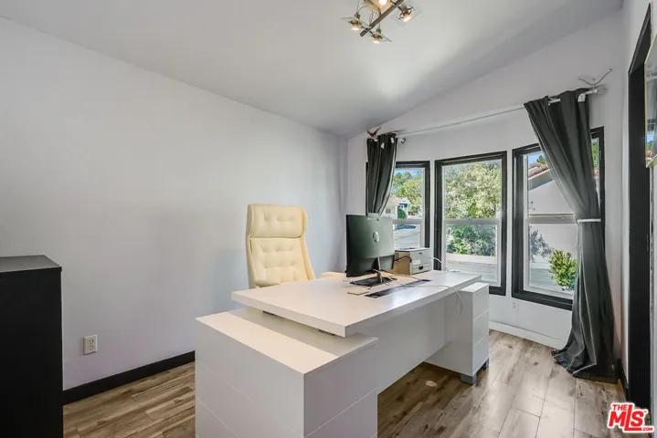 3rd bedroom used as office