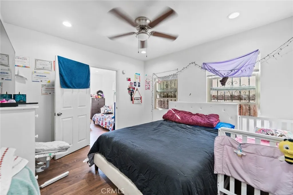 651 W Gage, Los Angeles, California 90044 home-pic-34