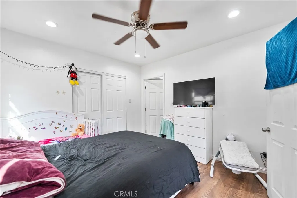 651 W Gage, Los Angeles, California 90044 home-pic-33