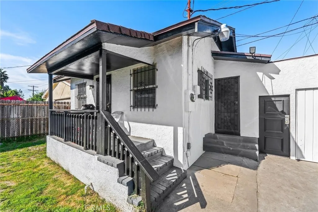 651 W Gage, Los Angeles, California 90044 home-pic-23