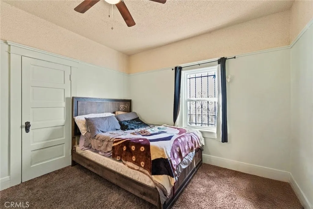 651 W Gage, Los Angeles, California 90044 home-pic-11