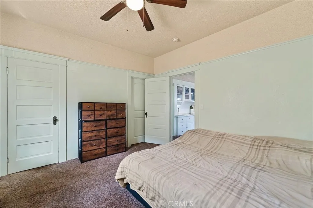 651 W Gage, Los Angeles, California 90044 home-pic-9