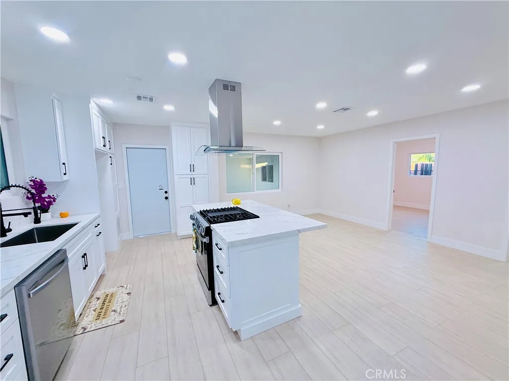1648 W 23rd, San Bernardino, California 92411 home-pic-25