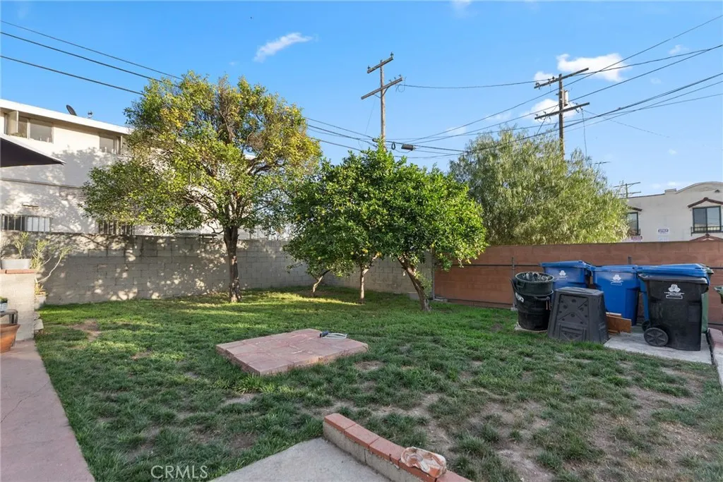 2640 S Bronson, Los Angeles, California 90018 home-pic-22