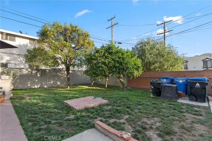 2640 S Bronson, Los Angeles, California 90018