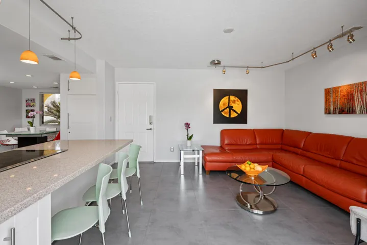 22_11760125_179484_179484-EI-122