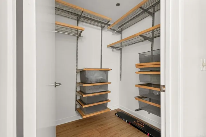 Nice walk in closet in master retreat