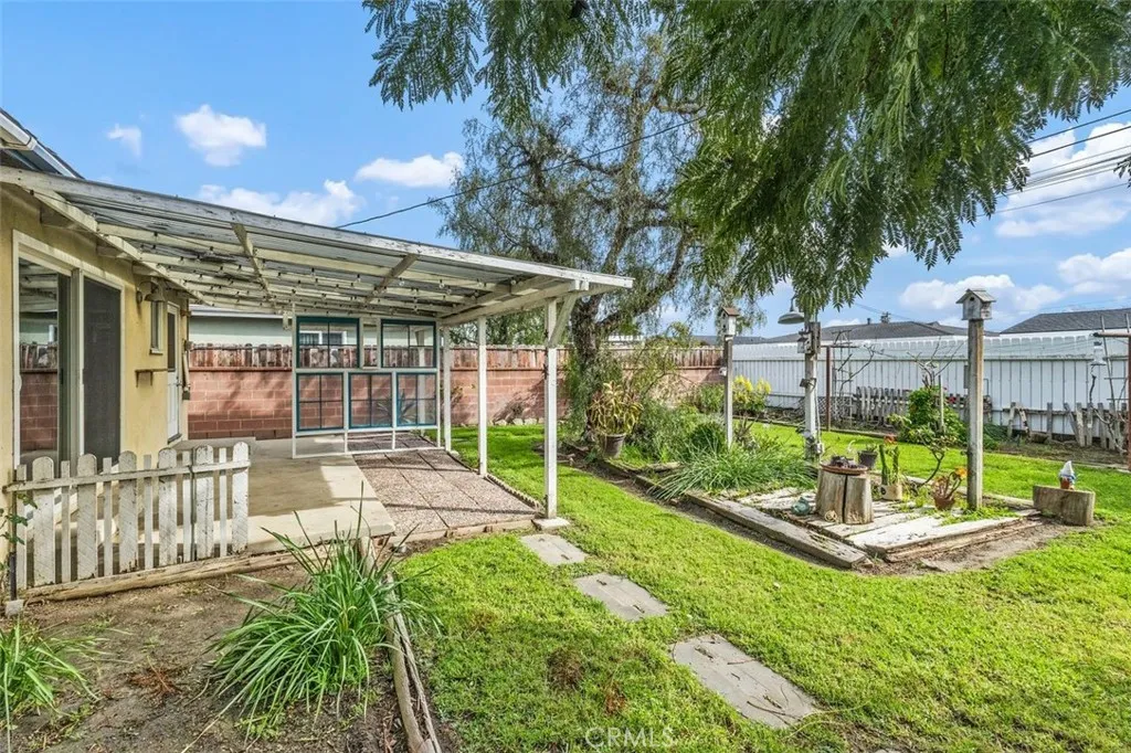 6052 Mahogany, Westminster, California 92683 home-pic-27