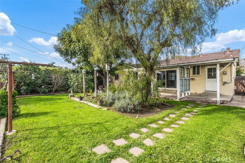 6052 Mahogany, Westminster, California 92683 home-pic-31