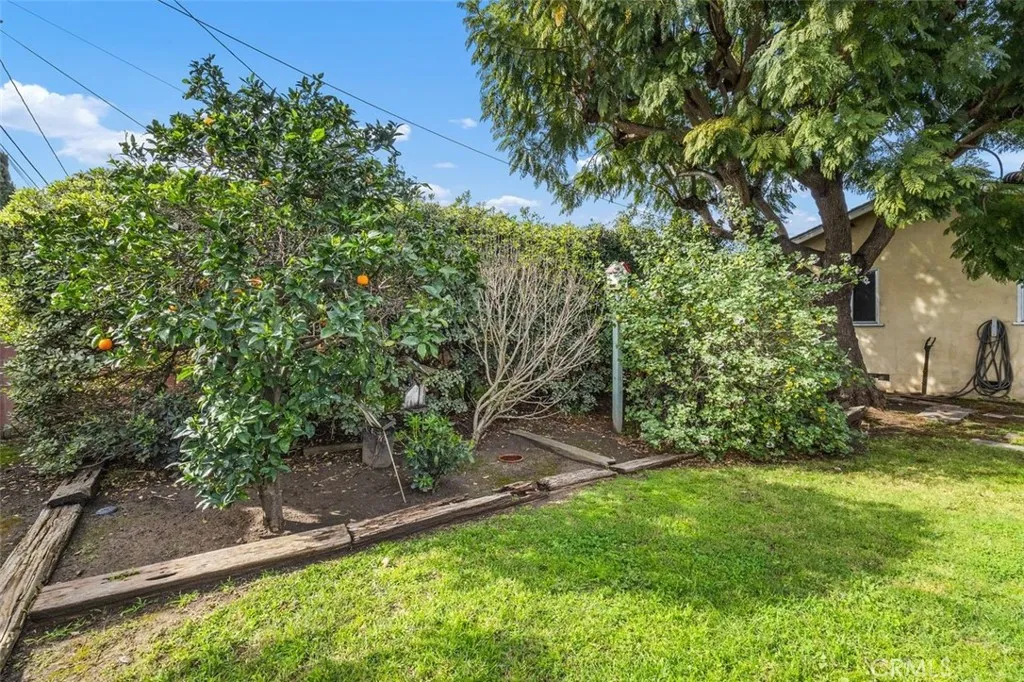 6052 Mahogany, Westminster, California 92683 home-pic-36