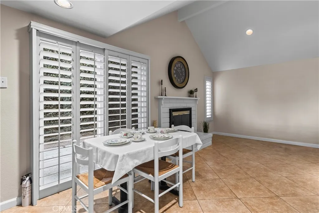 6747 Calmbank, La Verne, California 91750 home-pic-22