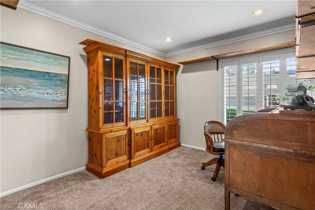 6747 Calmbank, La Verne, California 91750 home-pic-10