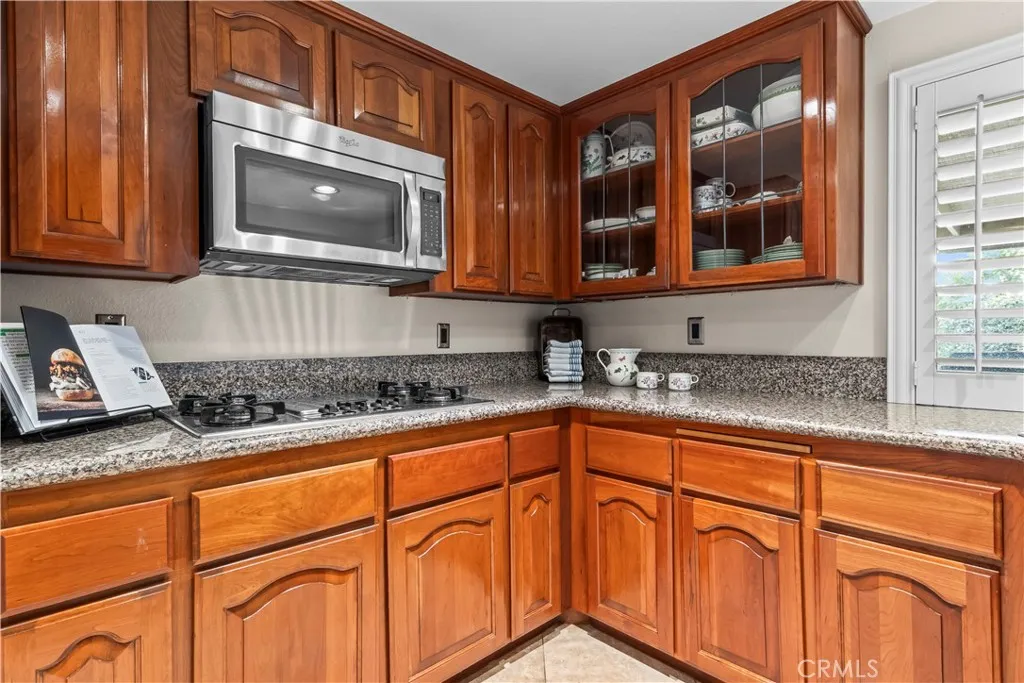 6747 Calmbank, La Verne, California 91750 home-pic-19