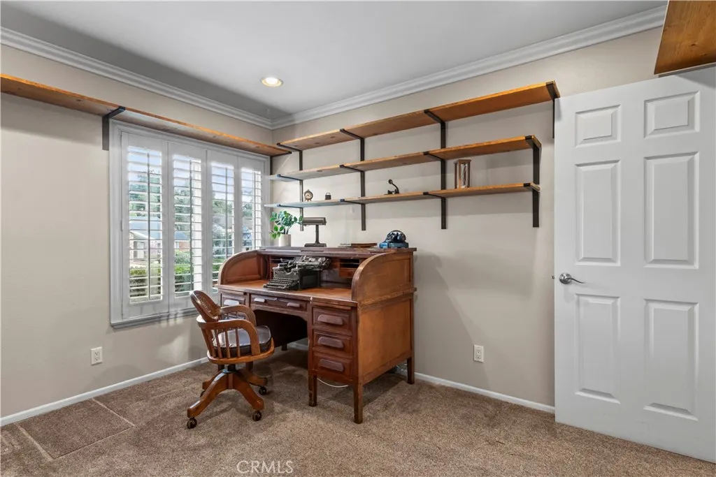 6747 Calmbank, La Verne, California 91750 home-pic-40