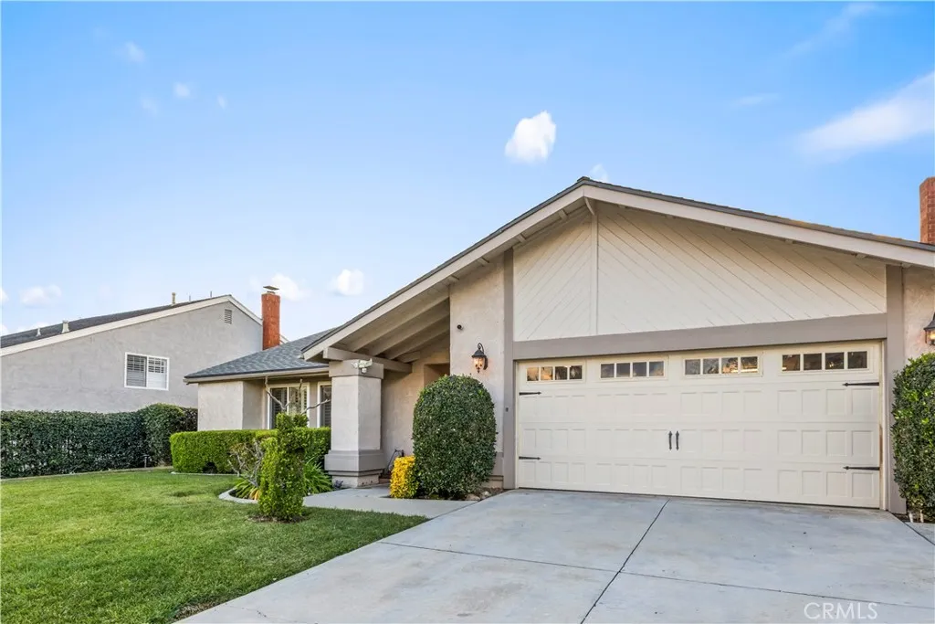6747 Calmbank, La Verne, California 91750 home-pic-3
