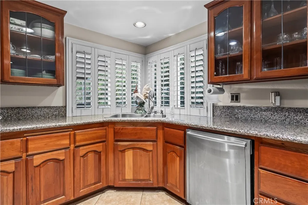 6747 Calmbank, La Verne, California 91750 home-pic-20