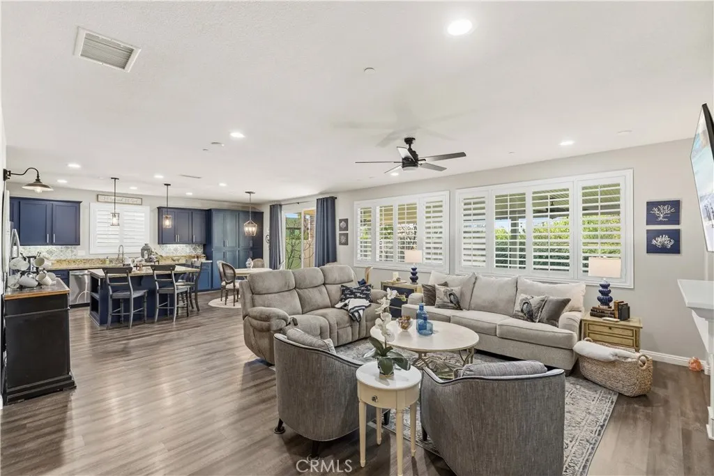 35253 Goldthread Lane, Murrieta, California 92563 home-pic-4