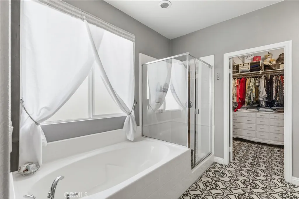 35253 Goldthread Lane, Murrieta, California 92563 home-pic-15