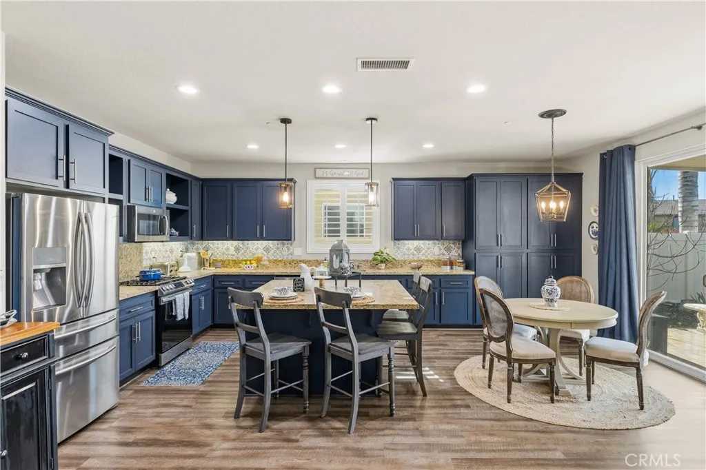 35253 Goldthread Lane, Murrieta, California 92563 home-pic-6