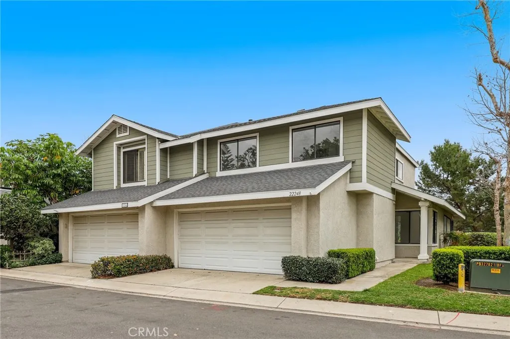 22248 Summit Hill, Lake Forest, California 92630 home-pic-1