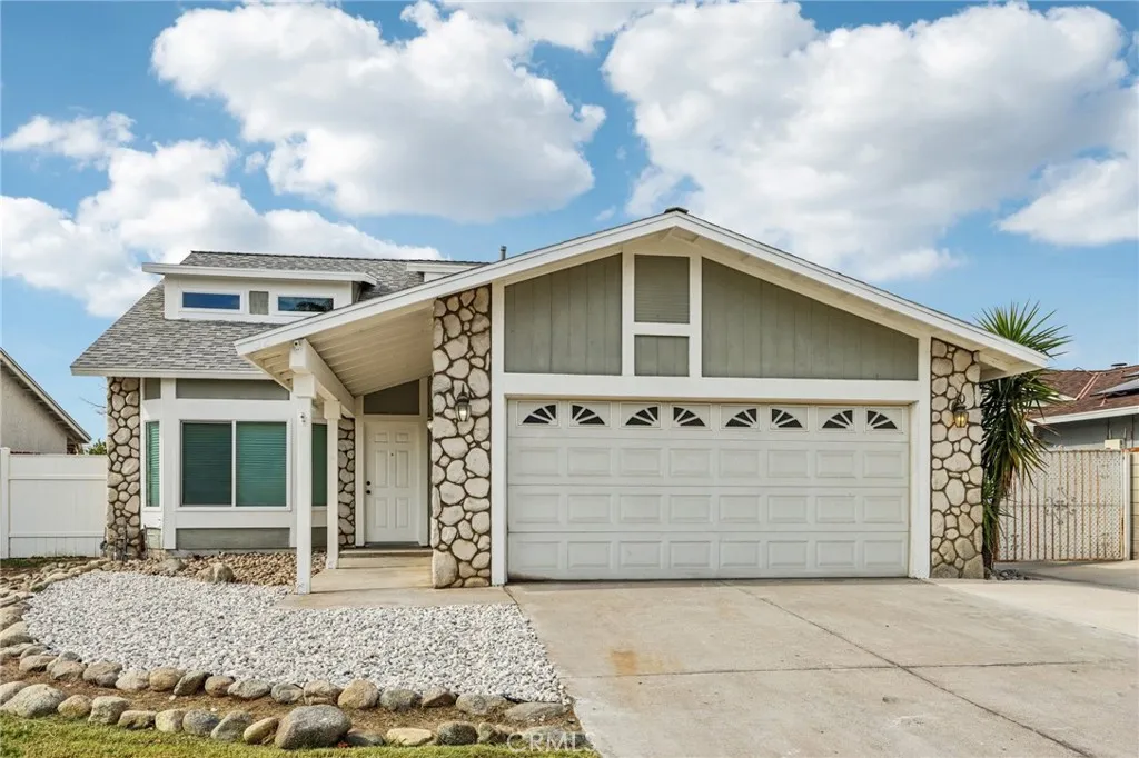 732 S Lassen Avenue, San Bernardino, California 92410 home-pic-2