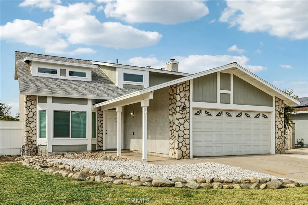 732 S Lassen Avenue, San Bernardino, California 92410 home-pic-1