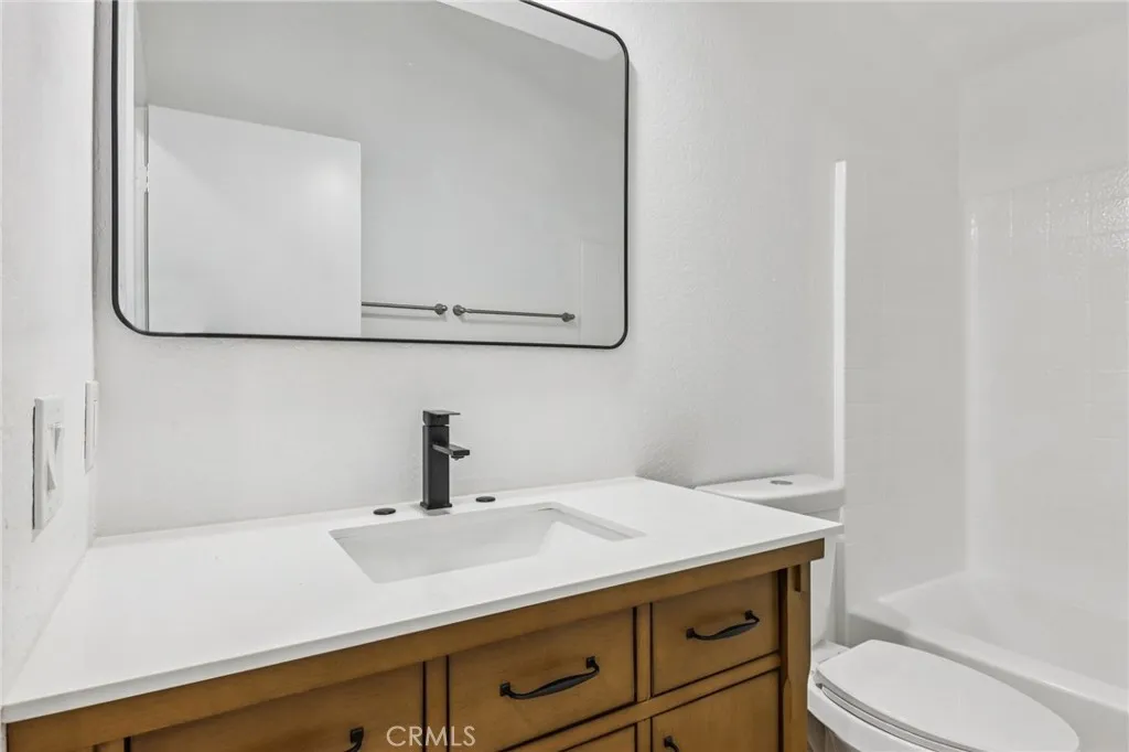732 S Lassen Avenue, San Bernardino, California 92410 home-pic-27