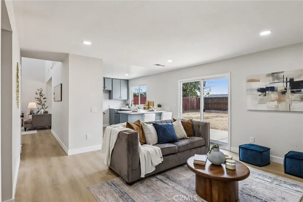 732 S Lassen Avenue, San Bernardino, California 92410 home-pic-11