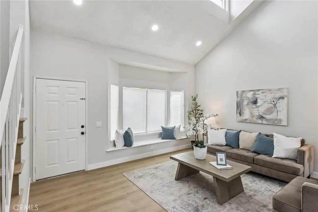 732 S Lassen Avenue, San Bernardino, California 92410 home-pic-8
