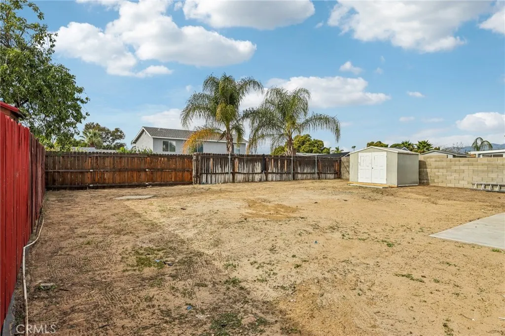 732 S Lassen Avenue, San Bernardino, California 92410 home-pic-38