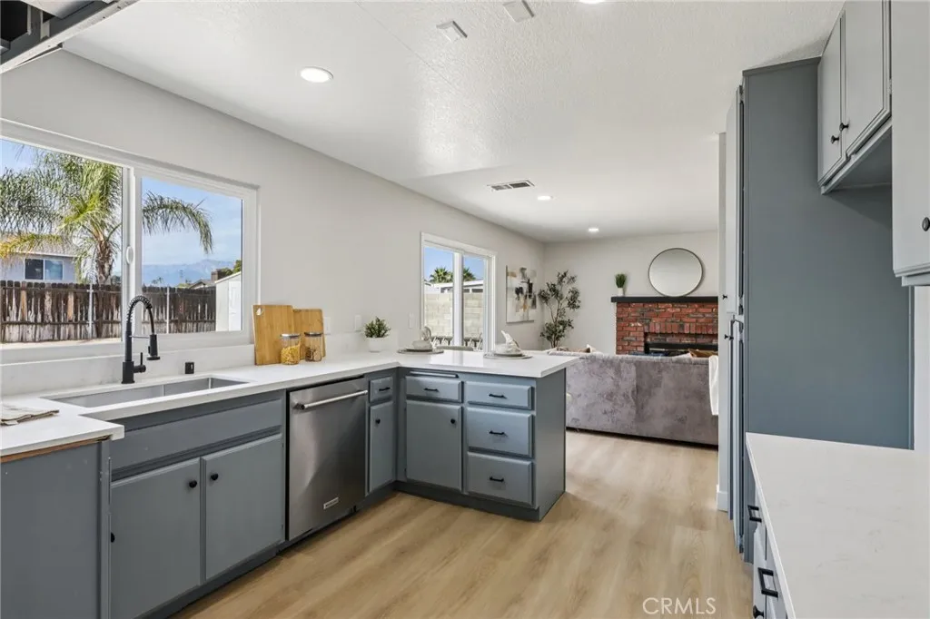 732 S Lassen Avenue, San Bernardino, California 92410 home-pic-16