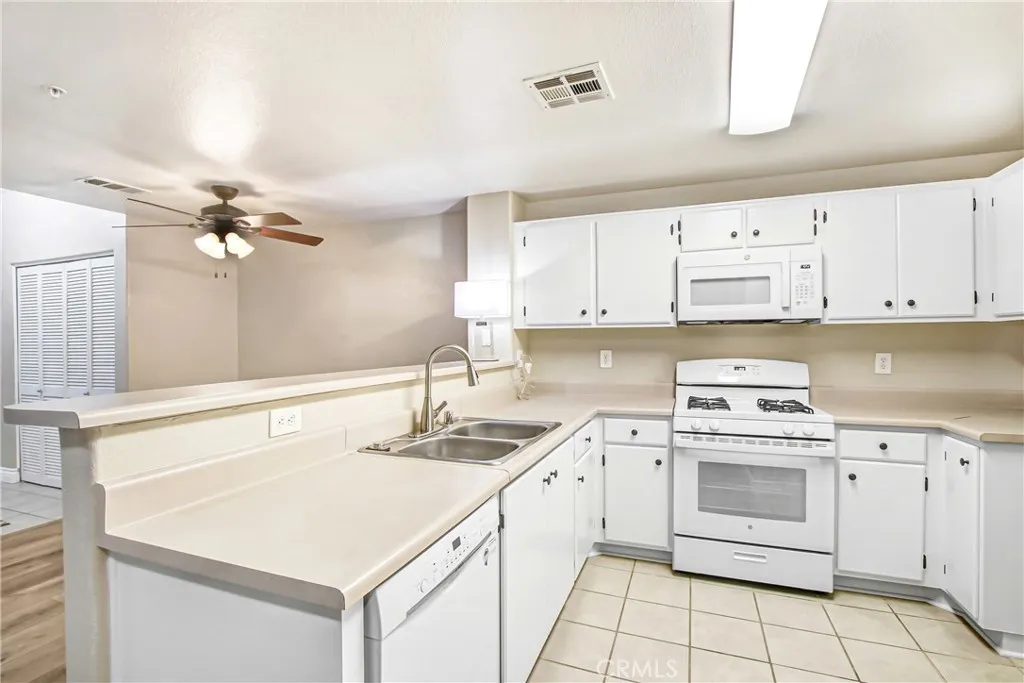 31271 Taylor, Temecula, California 92592 home-pic-1